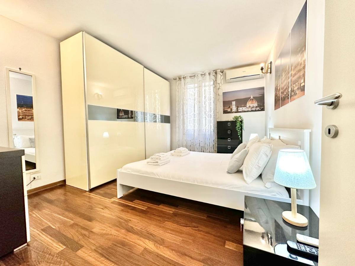 A 2 Passi Dal Duomo Con Parcheggio E 3 Camere Florença Exterior foto